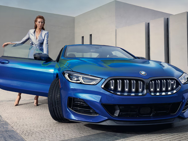 2025 BMW 8