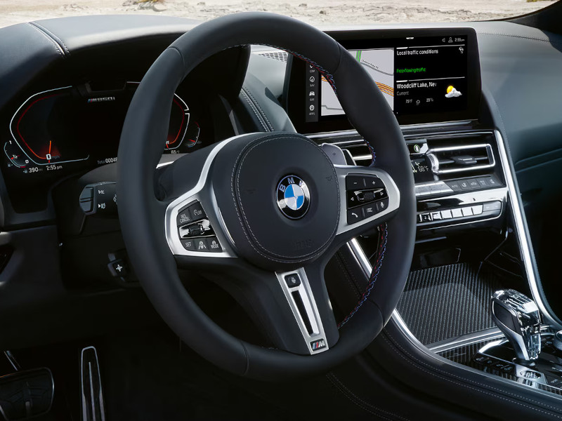 2025 BMW 8
