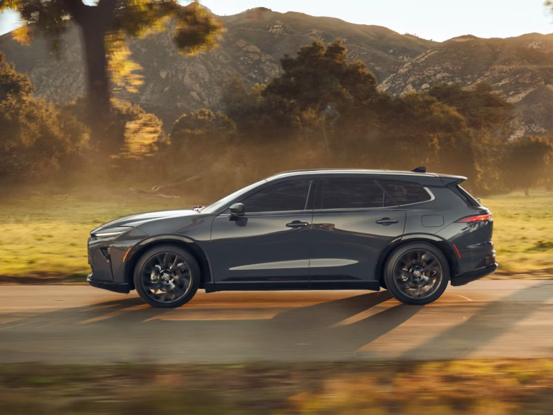 2025 Toyota Crown Signia