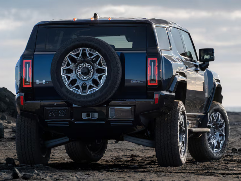 2025 GMC Hummer EV