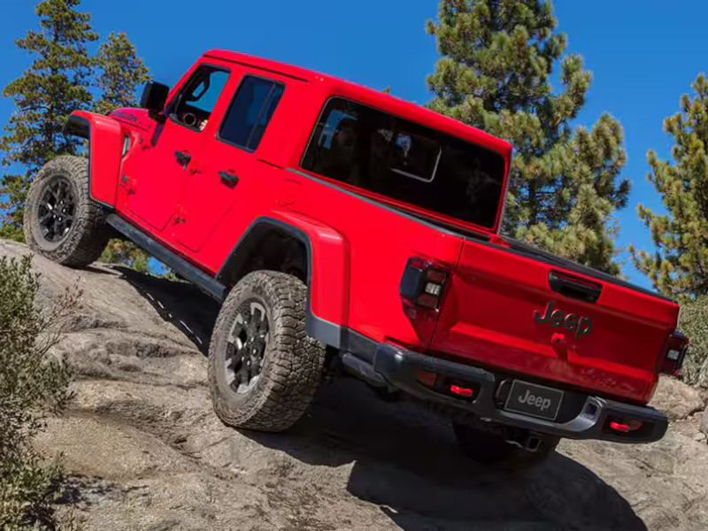 2025 Jeep Gladiator