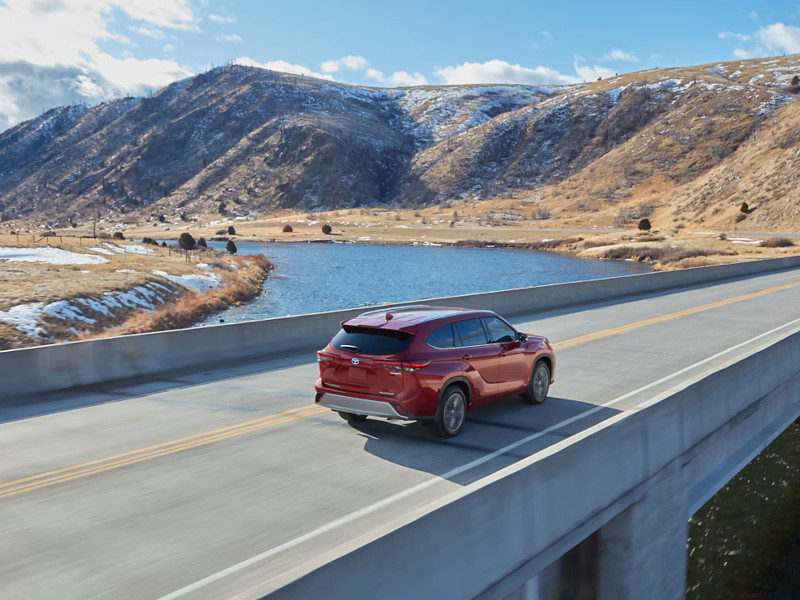 2024 Toyota Highlander Hybrid